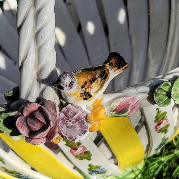 Italian Ceramic Spring/Easter Basket - Picture 6 of 9